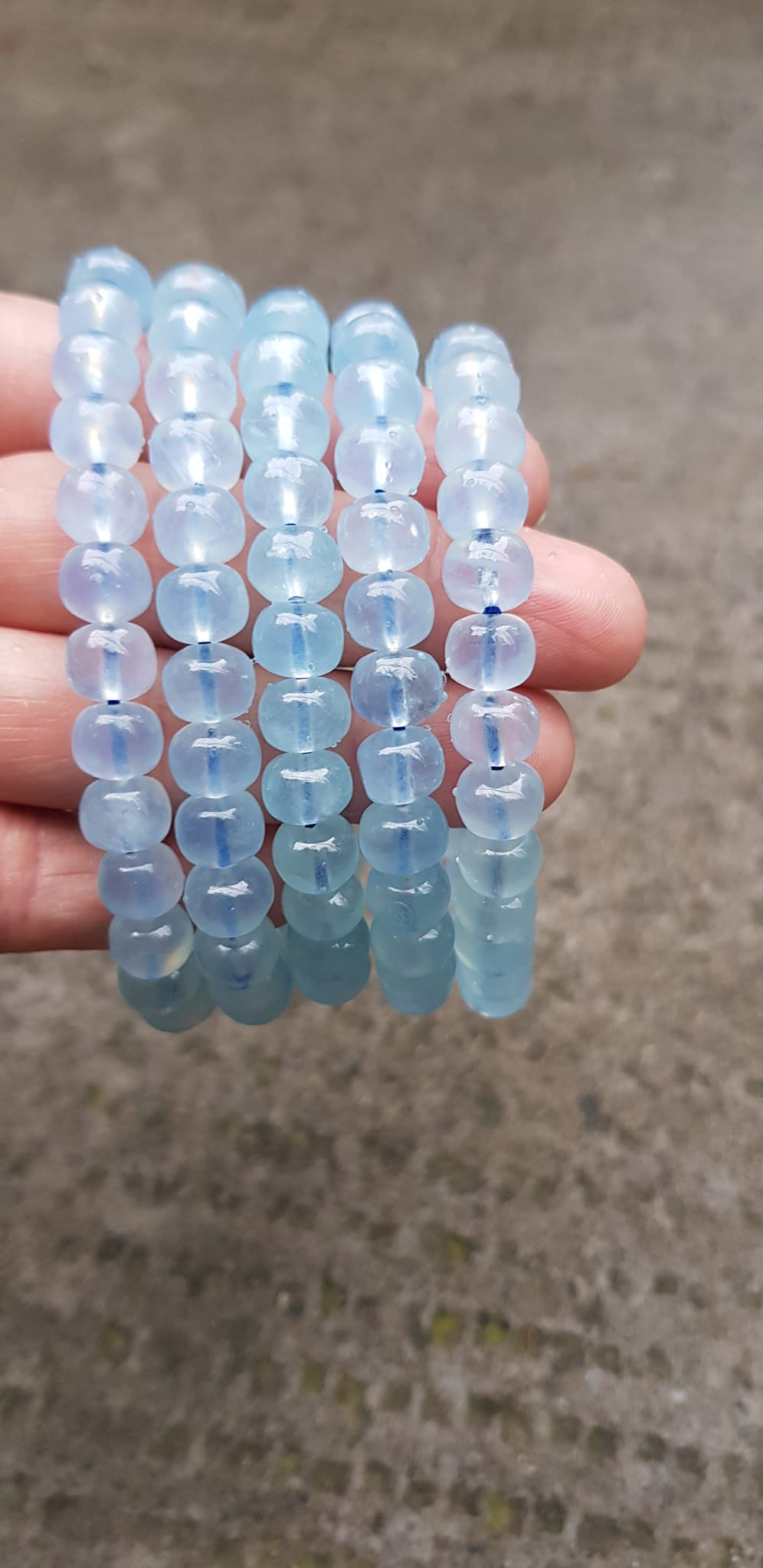 Vòng tay phong thủy may mắn đá Aqua Xanh hạt bầu tròn mới đẹp Size 8mm bóng đẹp Vòng màu xanh Aqua nhẹ nhàng mát lạnh đeo tay xinh xắn lắm ạ