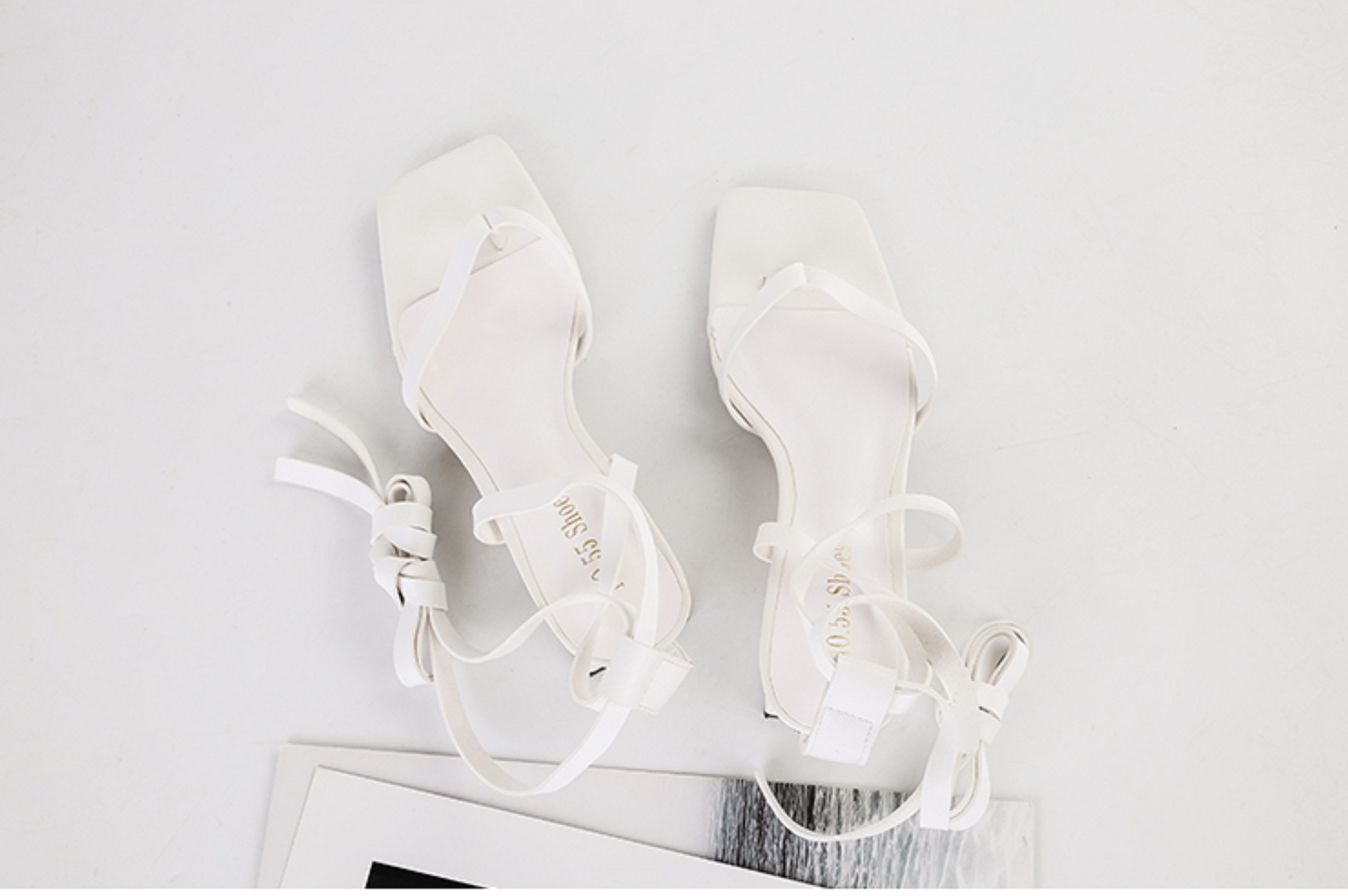 Giày sandal nữ  mã S55 mũi vuông gót vuông dây cột cao 3cm hàng đẹp chuẩn form