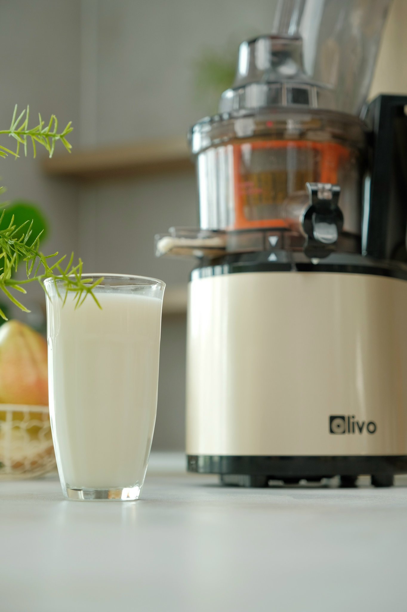 Máy ép chậm Olivo SJ-200 (màu đồng). Hàng chính hãng