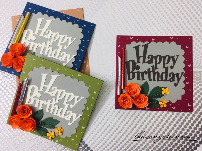 Thiệp "Happy birthday" 3 hoa 13x13cm