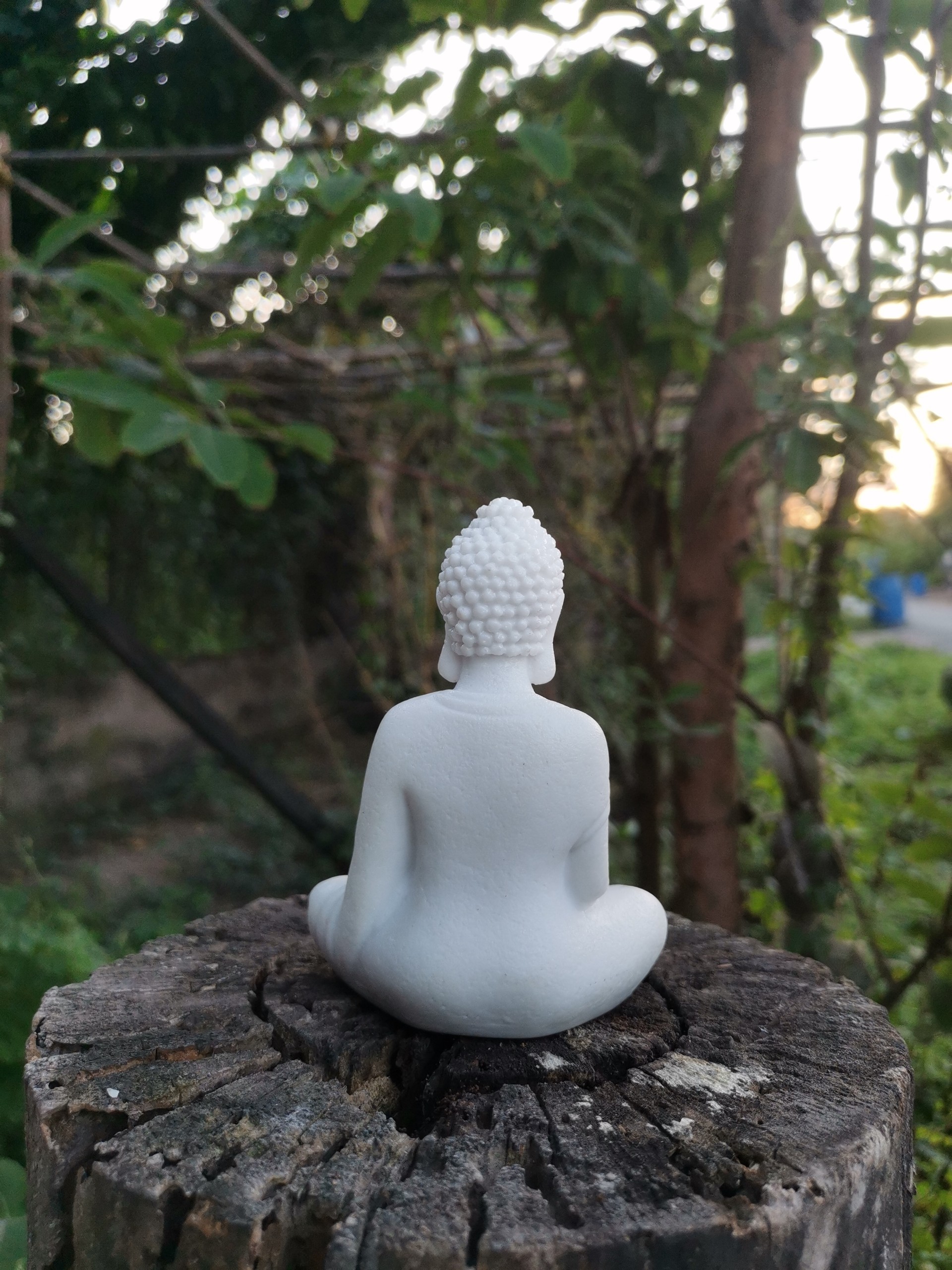 Tượng Đá Phật Thích Ca Cao 11cm màu trắng phong thủy, trang trí nhà cửa, thờ cúng
