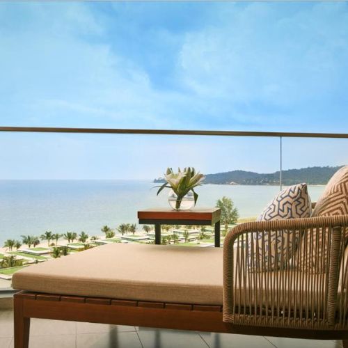 Voucher Resort 5 Sao quốc tế Movenpick Waverly Resort Phú Quốc
