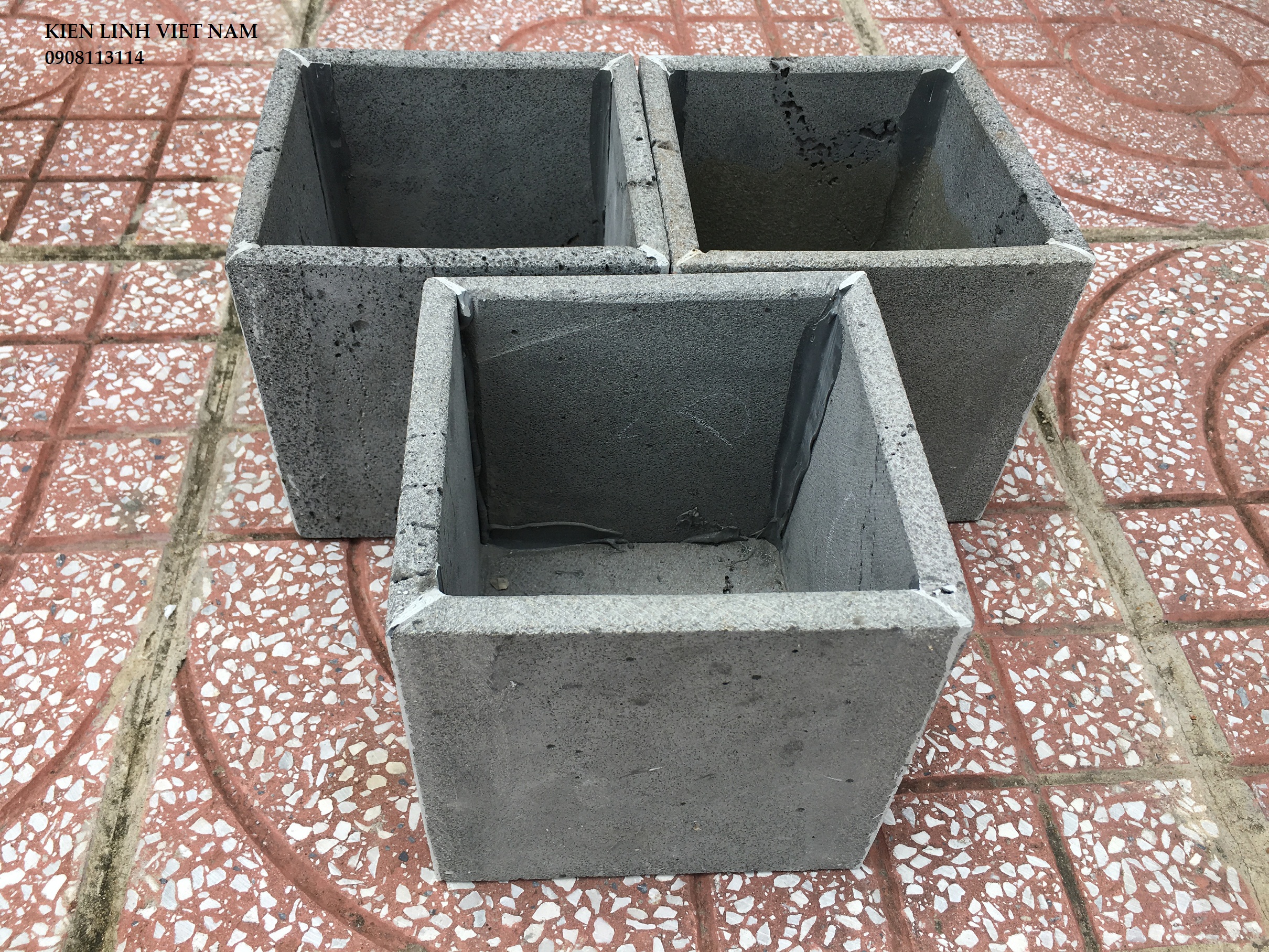 Chậu trồng hoa hình vuông D15xR15xC15cm trồng cây ốp tường đá xinh xắn