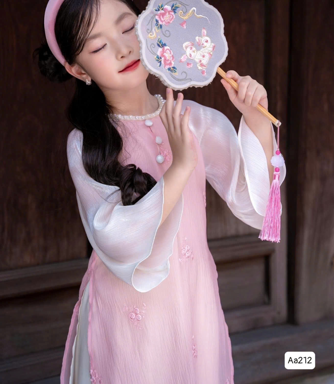 Áo dài cho bé gái mẫu Hoa mùa xuân xinh xắn diện lễ tết năm mới từ 12-45kg hàng thiết kế cao cấp