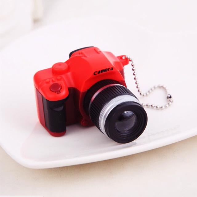 Móc khoá có đèn Led kêu (máy chụp hình