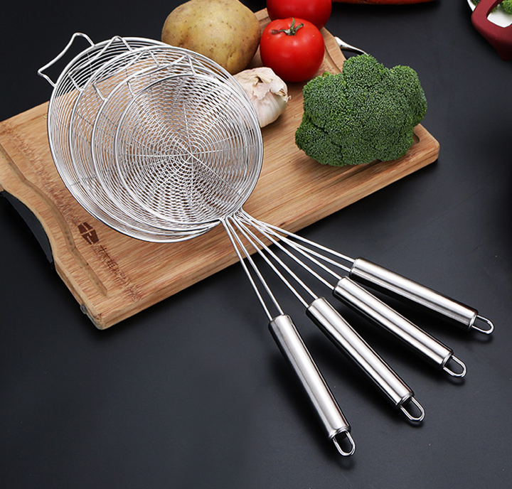 Rây Lọc Thực Phẩm Vợt Lưới Rổ Lọc Thức Ăn Đa Chức Năng chiên xào luộc Cho Nhà Bếp Vá Sạn Vợt INOX SUS304,Kích thước 39 x 13 cm - Thìa muôi vá sạn vợt Inox lọc đồ ăn thực phẩm