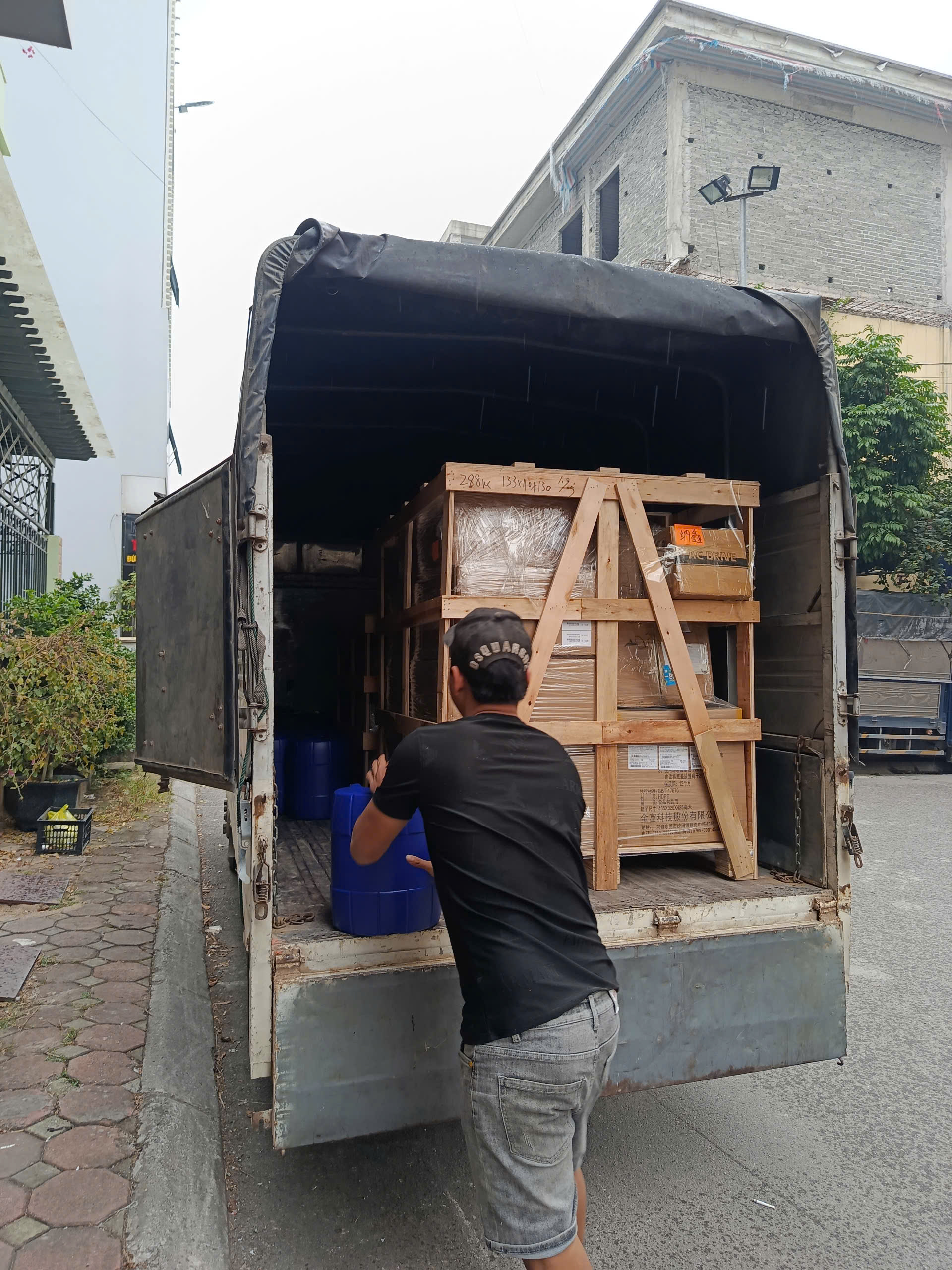 Nước làm mát chống đông Antifreeze Coolant C05