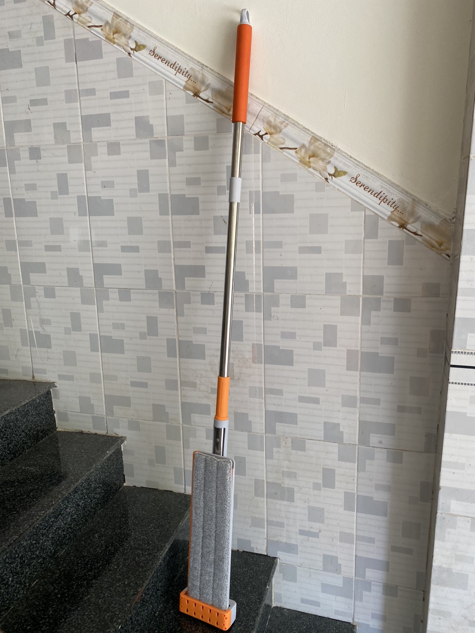 Cây lau nhà tự vắt thông minh, chổi lau nhà tự vắt thiết kế silicon gạt nước đa năng cây lau dài 128cm