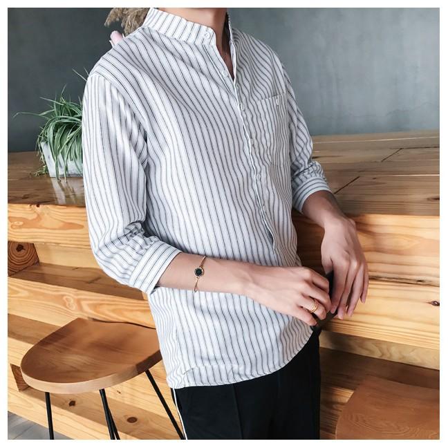 Áo sơ mi kẻ tay lỡ