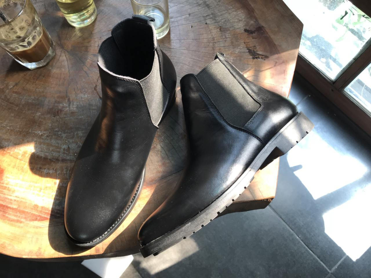 Giày Chelsea Boot, giày cao cổ nam Lucacy đen trơn da bò cao cấp