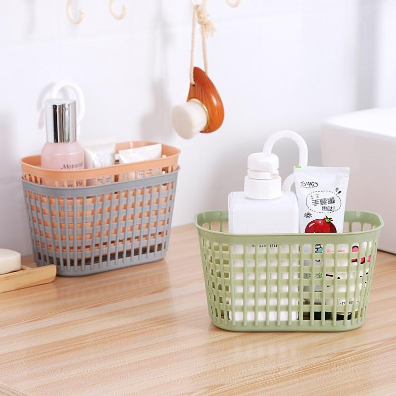 GIỎ NHỰA TREO ĐỰNG ĐỒ DÙNG NHÀ TẮM , NHÀ BẾP CÓ MÓC TIỆN LỢI