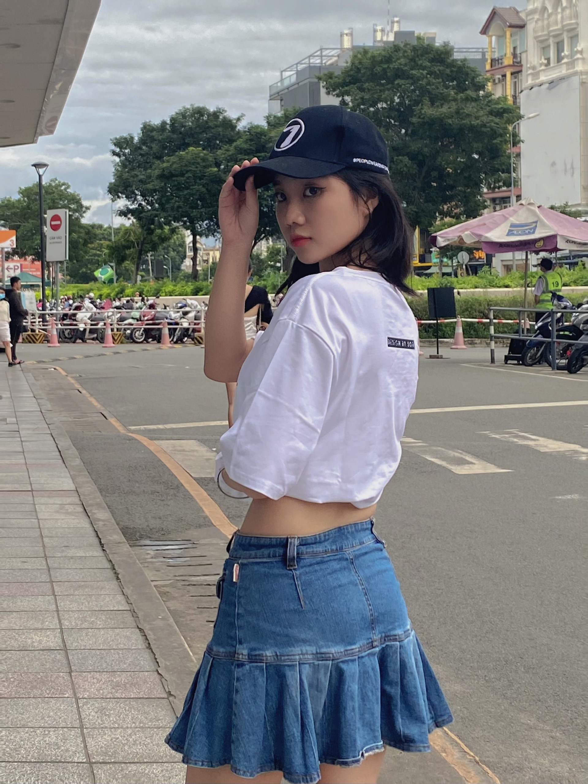 Áo thun tay Lỡ form rộng oversize streetwear màu trắng basic tee thun trơn cotton 100% 4 chiều | SOURIRE