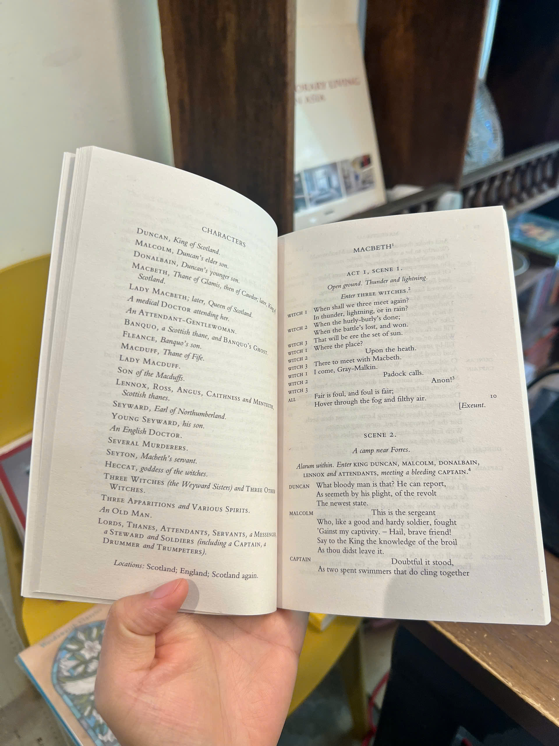 Sách - Macbeth by William Shakespeare | Classics / Plays / Ngoại văn Nhập khẩu / Kịch Kinh điển