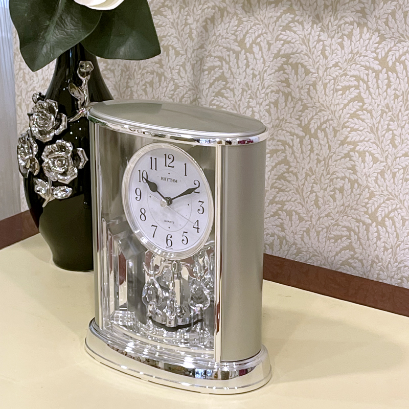 Đồng hồ Rhythm 4SG724WR19 Kt 19.6 x 24.0 x 10.6cm, 870g. Vỏ nhựa. Dùng Pin.