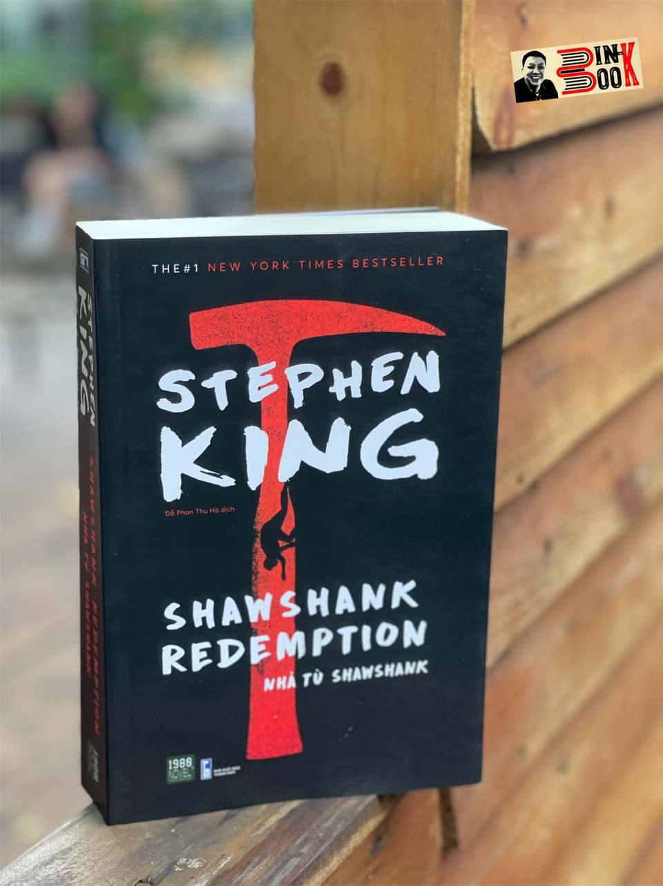 Hình ảnh (The 1# New York Times Best Seller) THE SHAWSHANK REDEMPTION -  NHÀ TÙ SHAWSHANK - Stephen King – Đỗ Phan Thu Hà dịch – 1980 Books – NXB Thanh Niên 