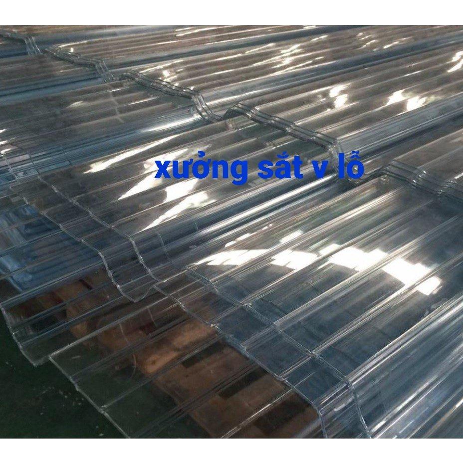 Tôn nhựa lấy sáng POLY màu trong suốt (khổ rộng 1,05m x dài 1m x dày 6zem)