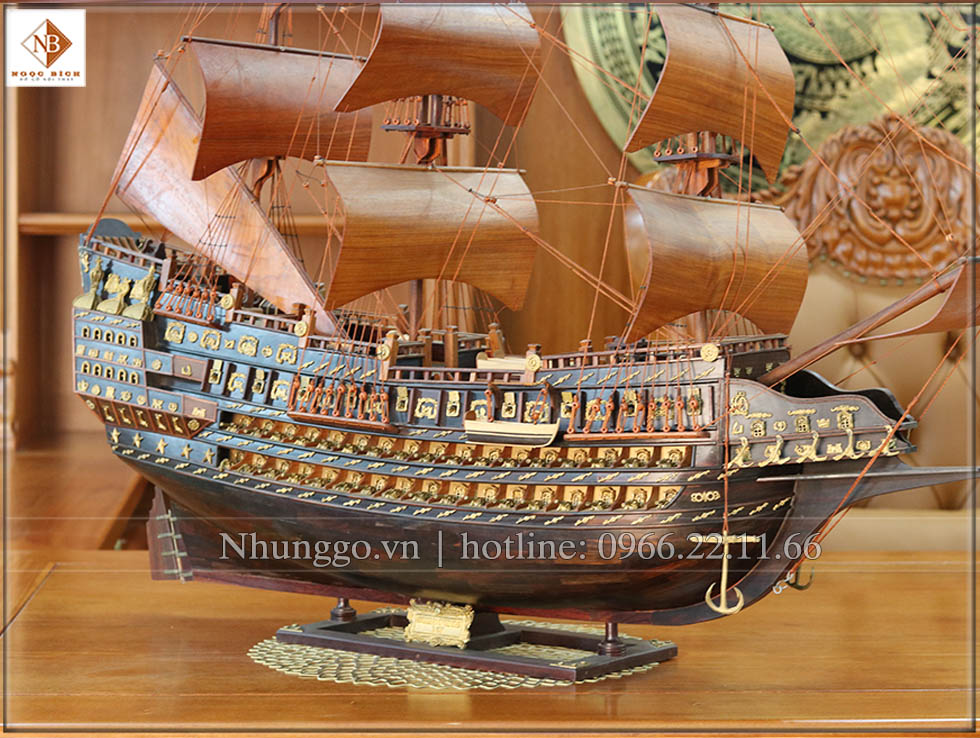 Thuyền buồm phong thủy gỗ trắc buồm hương_TBH100