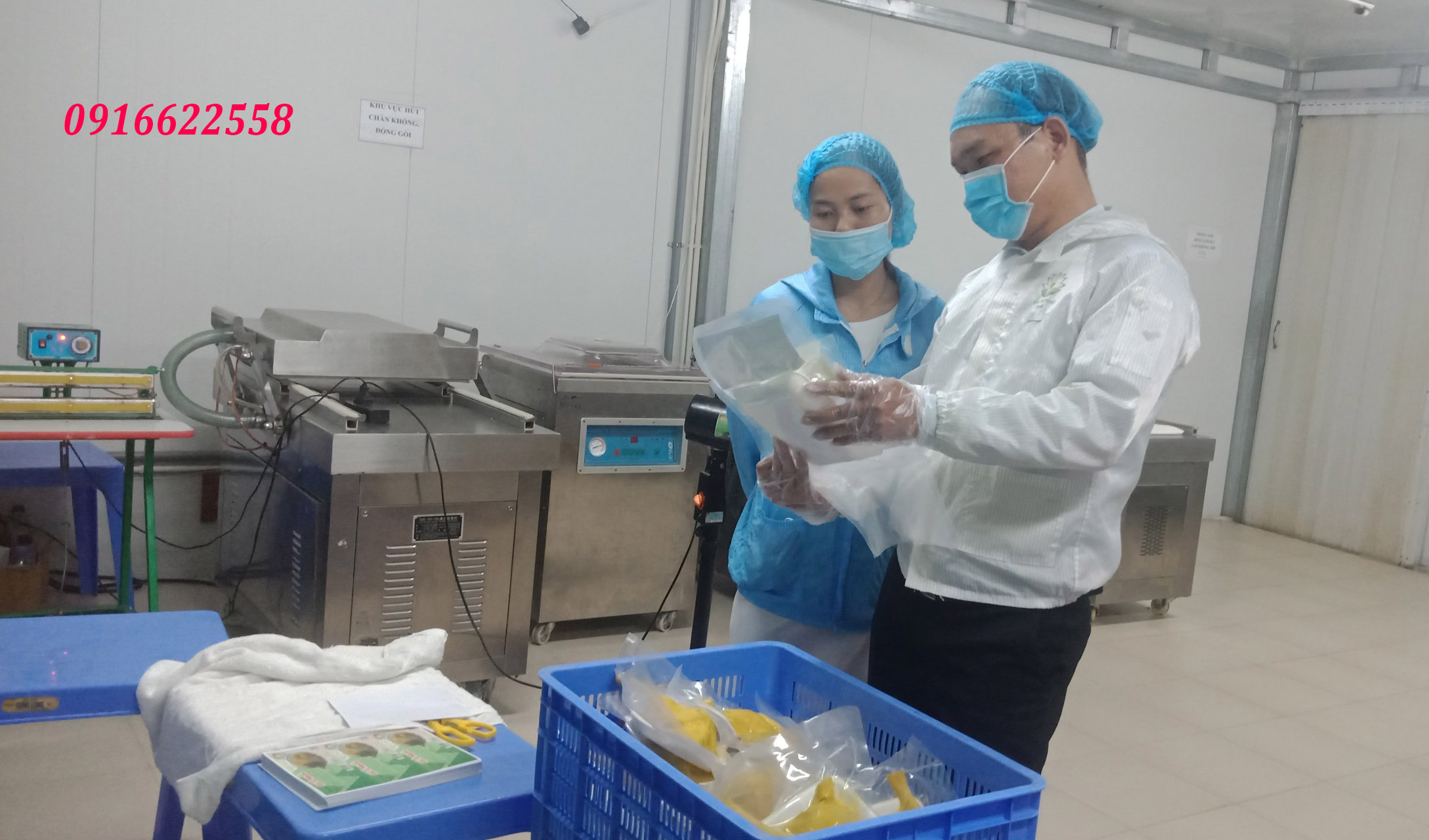 Gà ủ muối nguyên con Thanh Thanh Food