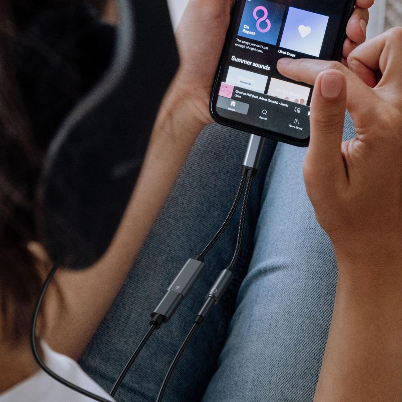 2 in 1 USB C to 3.5mm Audio Adapter,USB Type C to 3.5mm Headphone and Charger Adapter and Fast Charging Dongle Compatible with  S21 S20 S20+