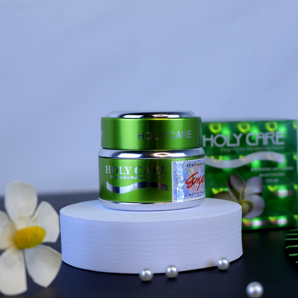KEM HOLYCARE WHITENING MOISTURIZING CREAM 20GRAM DƯỠNG TRẮNG NGỪA LÃO HÓA