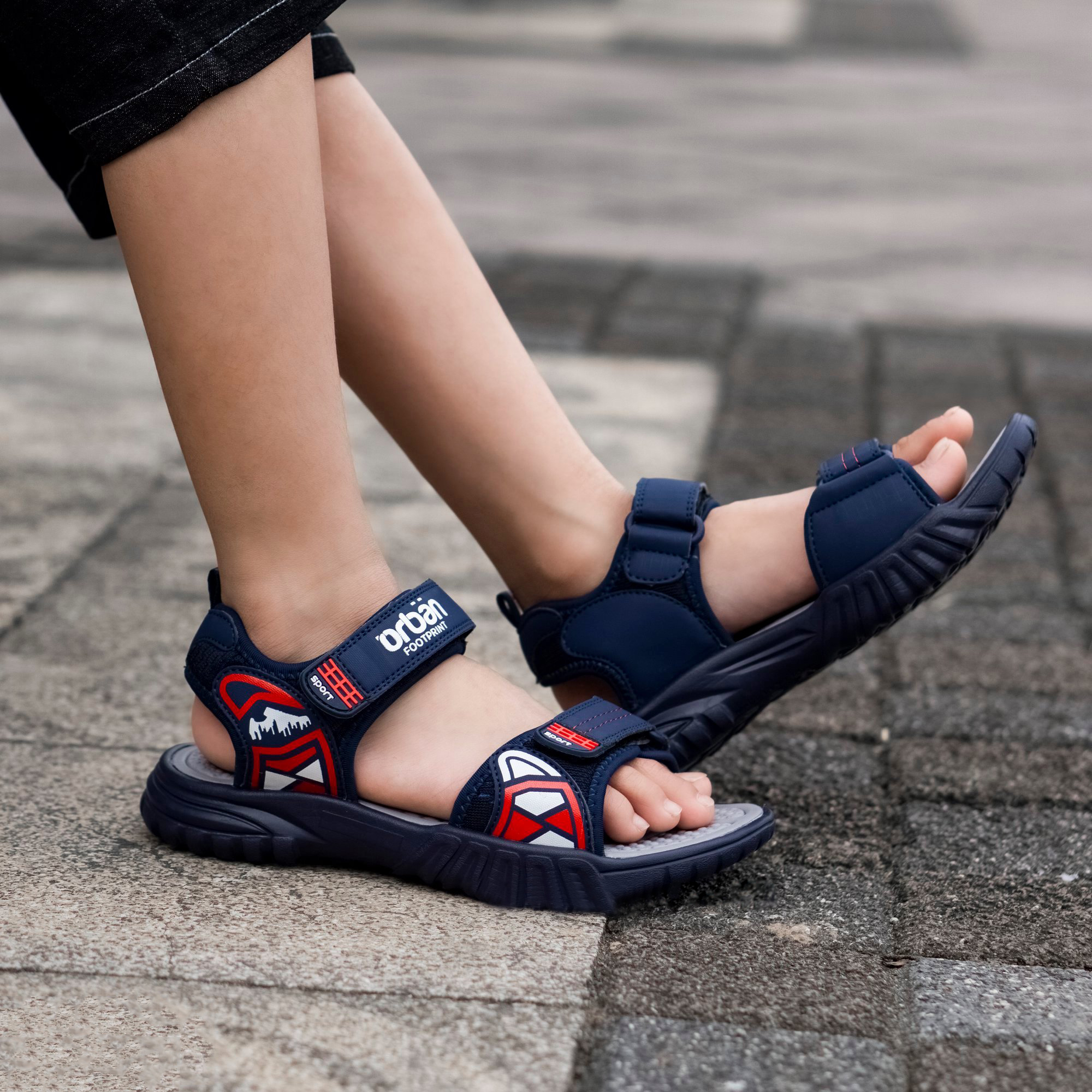 Sandal Bé Trai Cao Cấp Đi Học Siêu Nhẹ Mềm Êm Chân