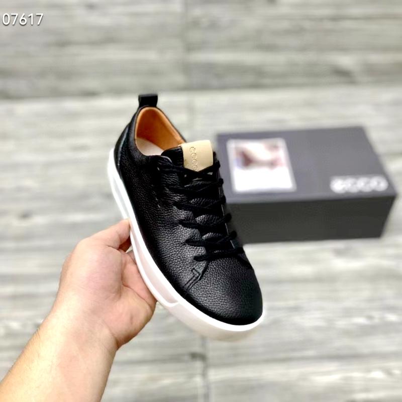 Giày phụ nữ golf bằng da không thấm chống trượt chống trơn chống trơn. Color: Black Shoe Size: 40