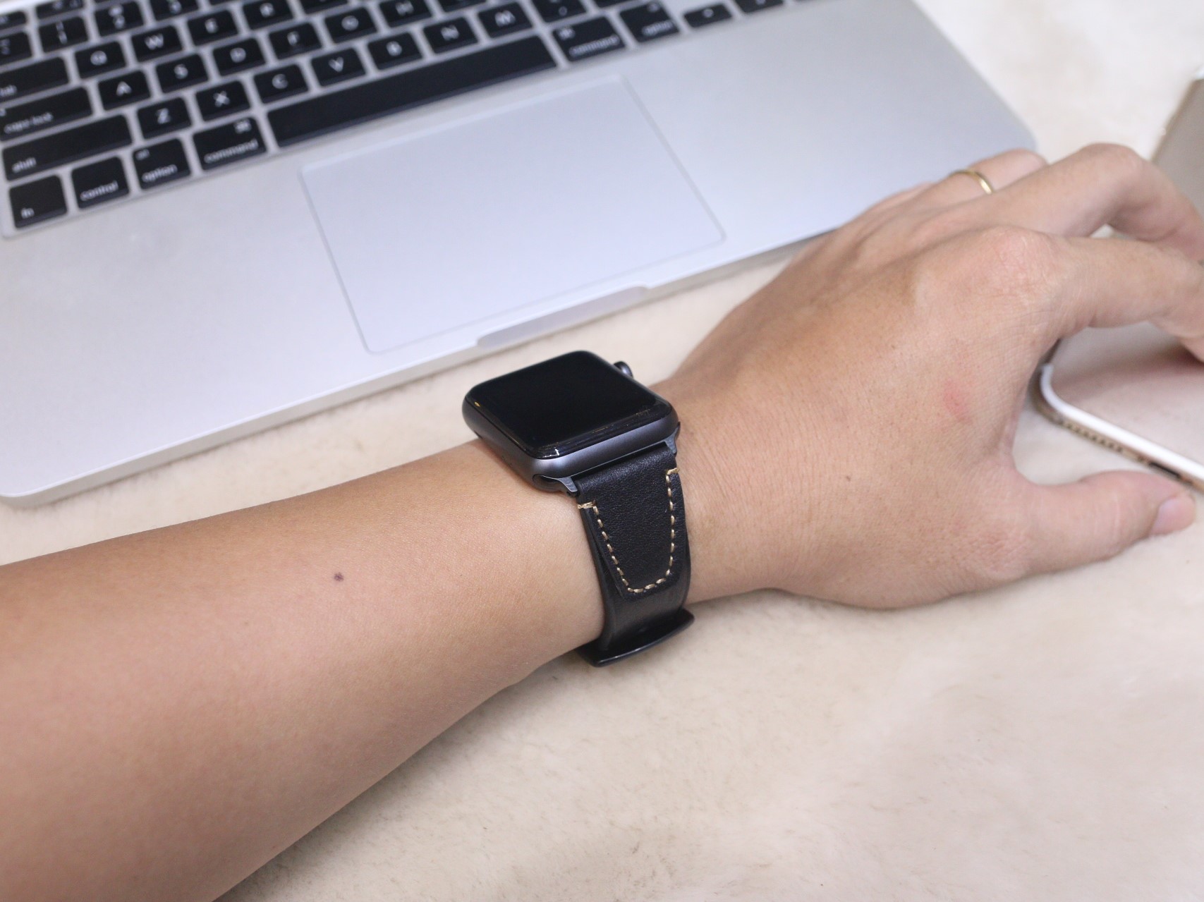 Dây đeo thay thế dành cho Apple Watch 1,2,3,4,5 da bò Ý