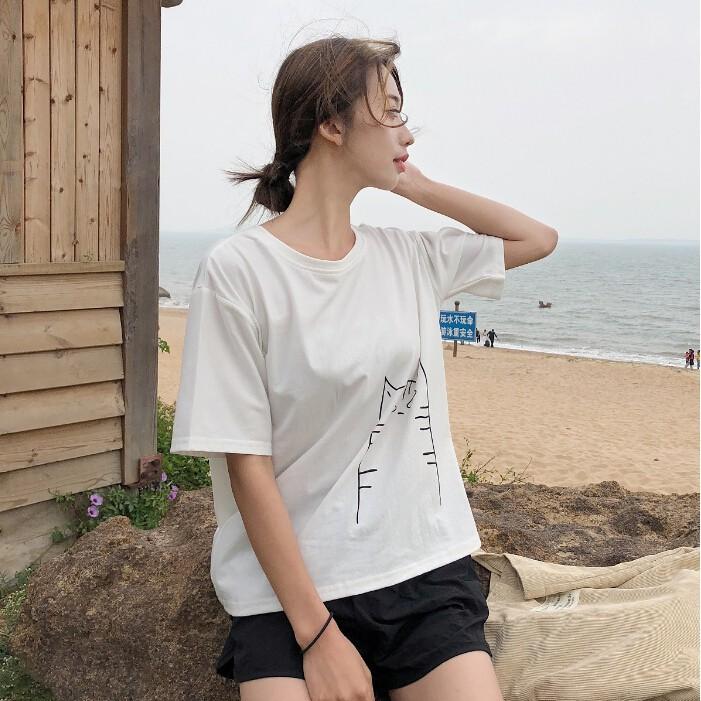 Áo thun nữ tay ngắn in hình mèo