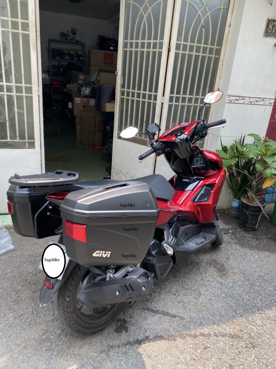 Thùng hông givi E22N, baga hông SBL Univerval, baga sau lắp cho xe SR Airblade 125/150