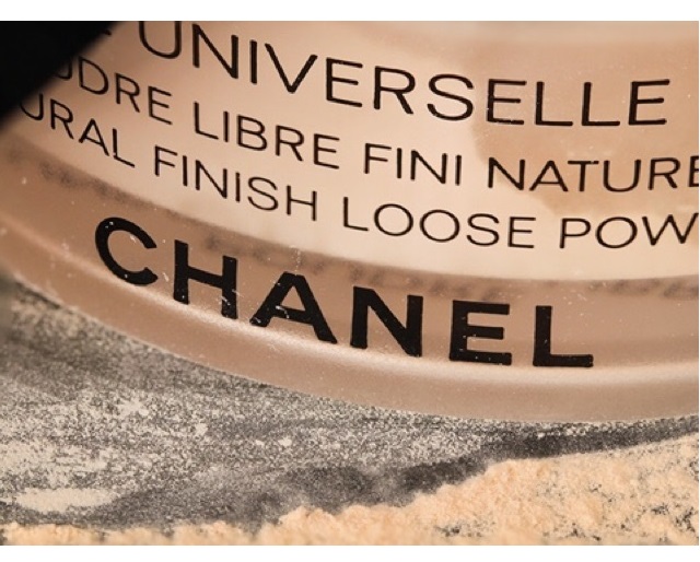 Phấn bột Chanel Natural Finish loose powder