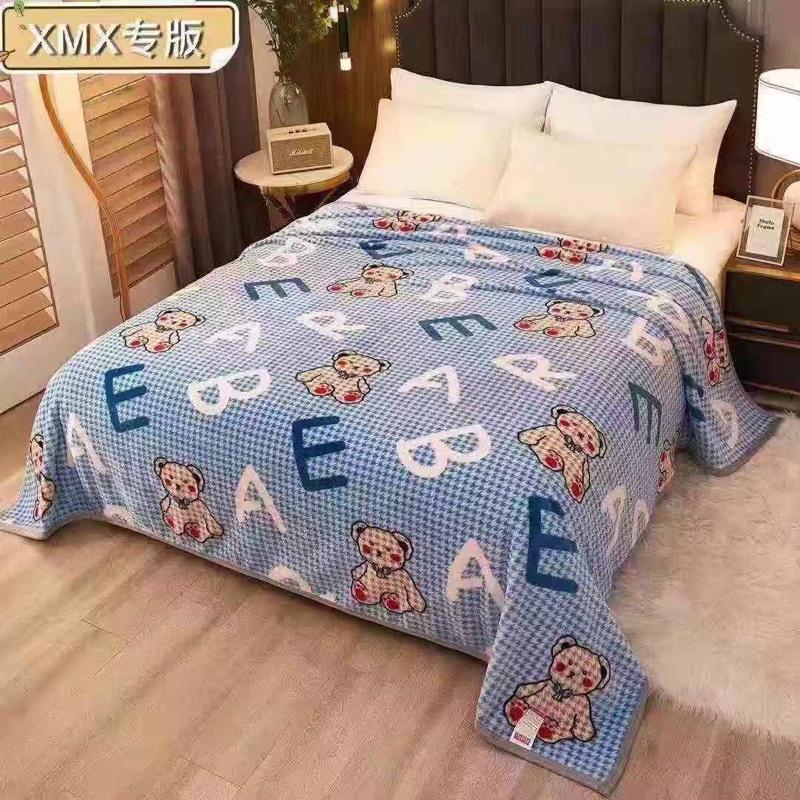 Chăn Tuyết Nhung Sữa Siêu Đẹp, Mềm Mịn, Thoáng Mát Kích Cỡ 2mx2m2