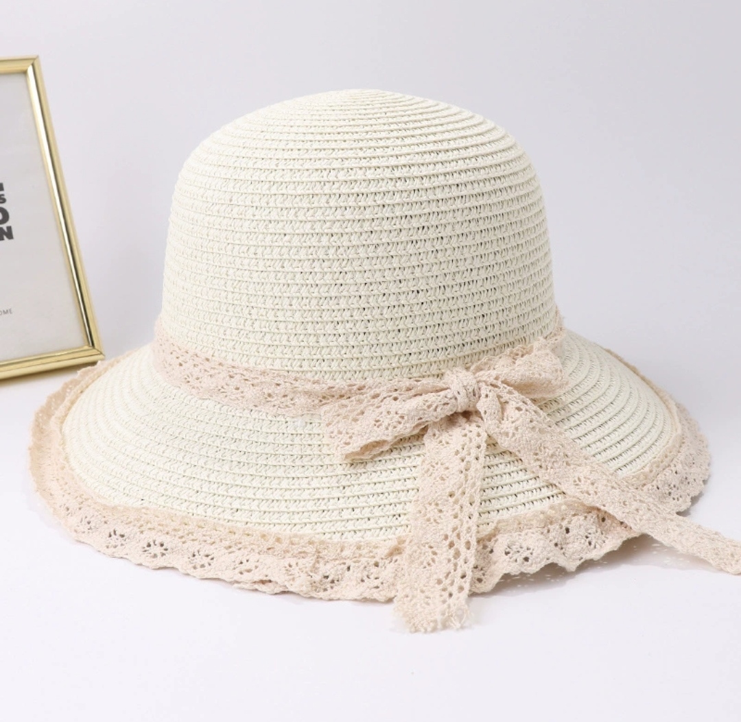 Nón mũ nữ rộng vành đi biển viền ren mẫu mới đẹp chất liệu cói chống nắng thoáng mát Chất liệu cói Kiểu dáng thời trang chống nắng đi biển dạo phố du lịch là sản phẩm hoàn hảo cho những ai yêu thích phong cách thời trang Hàn Quốc. Dona24060107