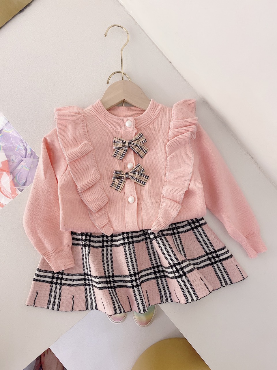 Set váy len bé gái. Đầm len cho bé 2-8 tuổi rời cổ bèo 2 nơ kẹp đanh sợi mềm mịn hàng Quảng Châu cao cấp