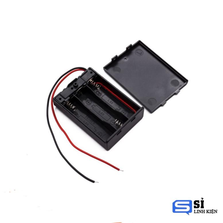 Hộp đế 3 pin AA có nắp đậy và công tắc