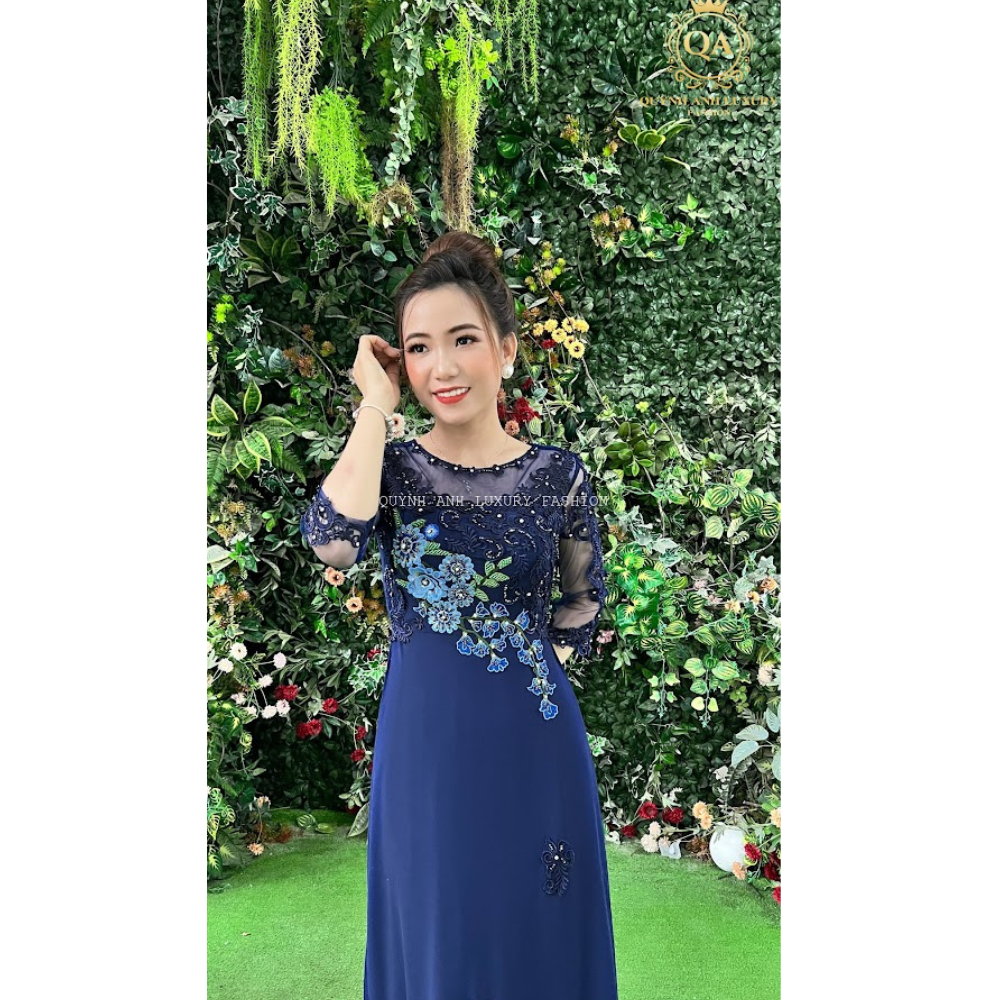 Áo dài dáng dạ hội trung niên cao cấp màu xanh đen mặc làm sui, đi tiệc