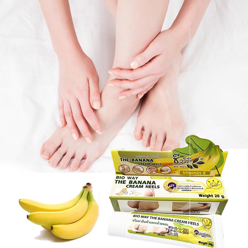 Kem chuối dưỡng da tay và nứt gót chân BIO WAY THE BANANA CREAM HELLS - Thailan