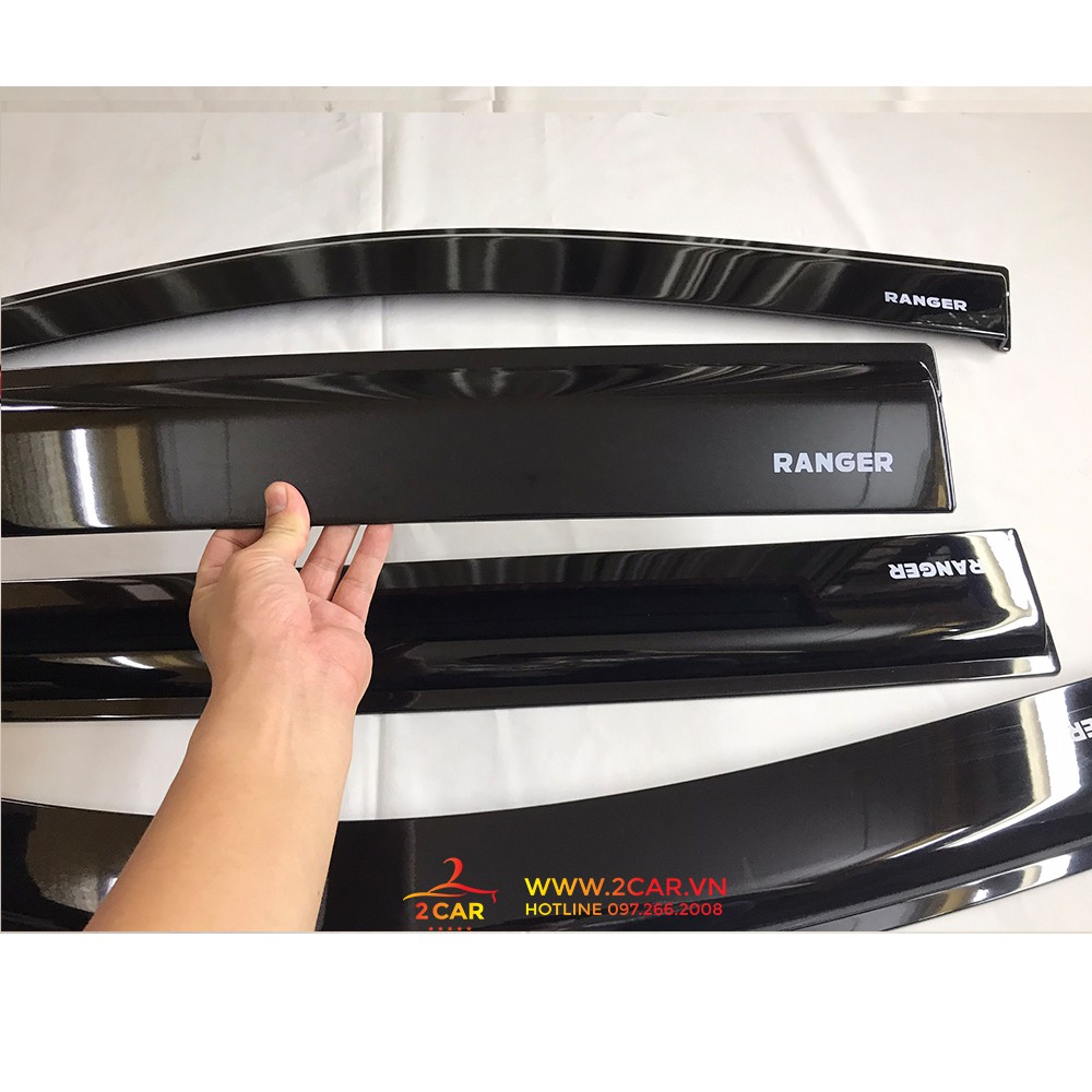 Vè che mưa xe Ford Ranger 2015 - 2021 nhựa đen thái dày cao cấp