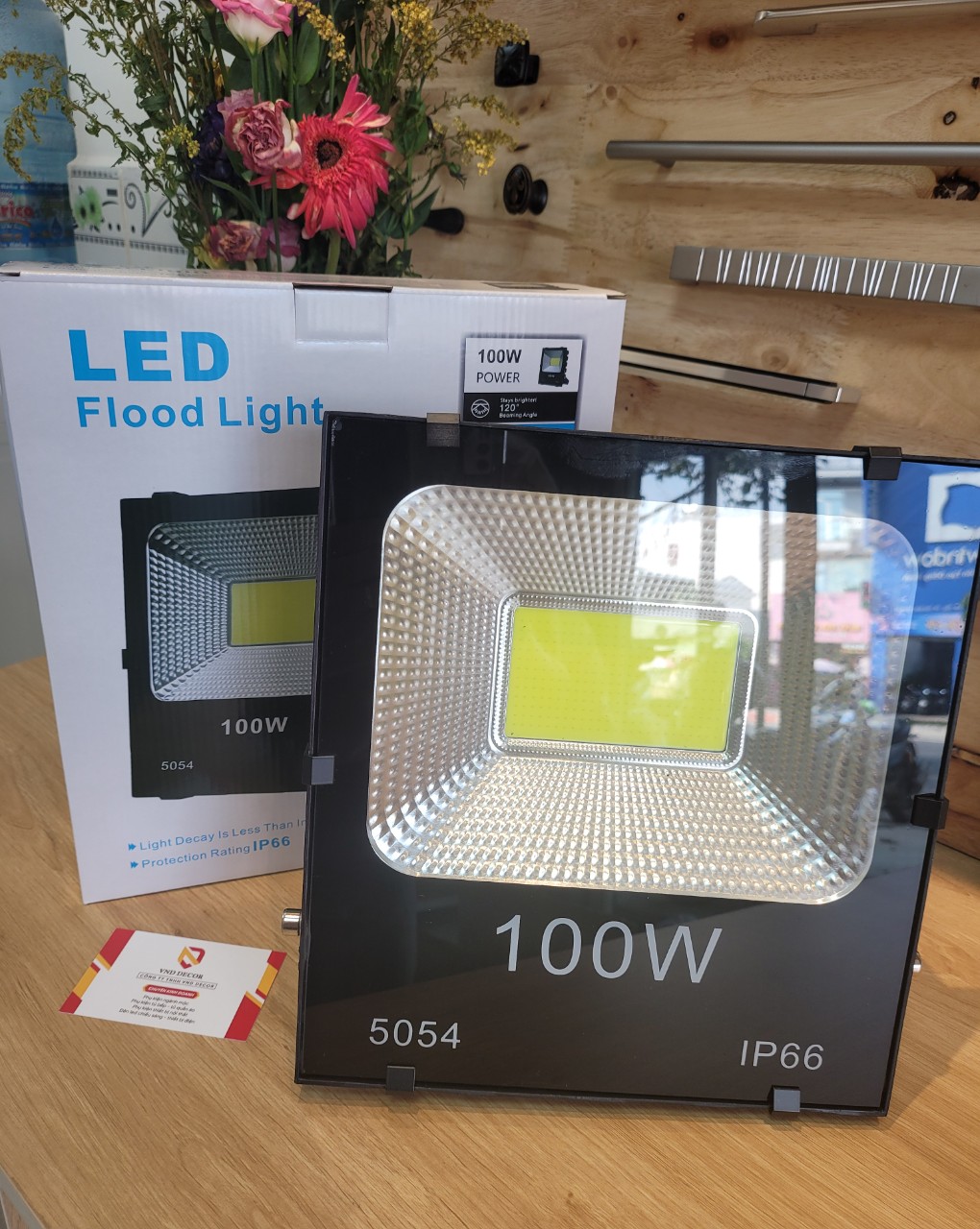 Đèn led pha COB 100W, Ánh sáng trắng , VỎ DÀY, ĐỦ CÔNG SUẤT