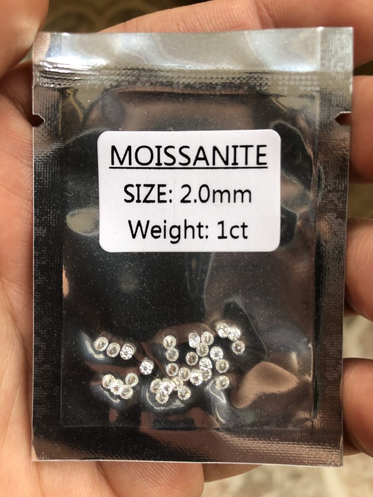 (Size 0.9 ly - 1.5 ly) Kim Cương Nhân Tạo Moissanite Nước D, Độ sạch: FL (Trong suốt)  - Thử bút lên vạch đỏ