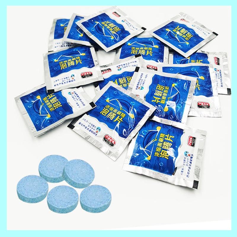 1 dụng cụ vệ sinh kính chắn gió xe hơi