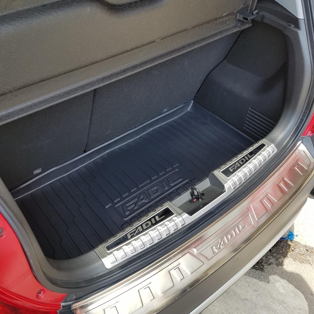 BỘ SẢN PHẨM Nẹp bước chân và ốp chống trầy cốp dành cho Vinfast Fadil - Mẫu Inox