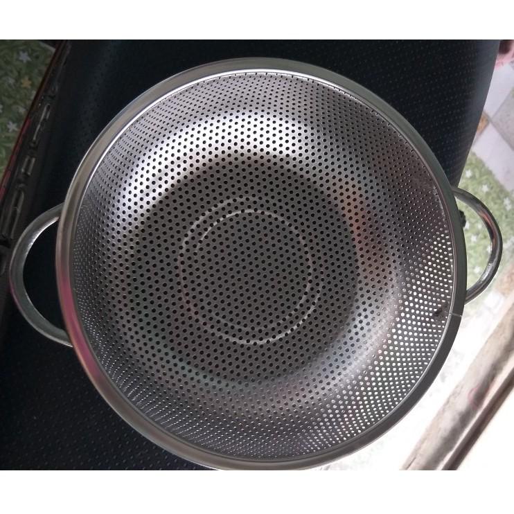 Rổ inox có tay cầm 22cm lỗ nhỏ
