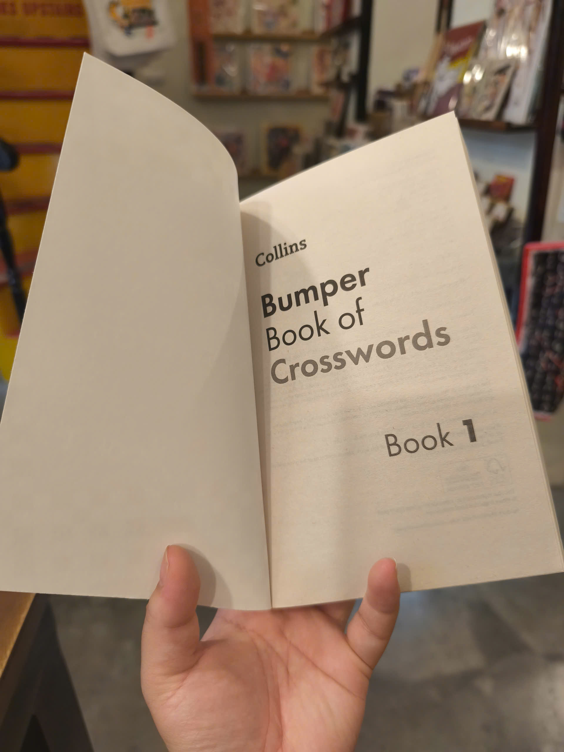 Sách - Bumper Book of Crosswords Book 1 | Games / Ngoại văn Nhập khẩu UK / Trò chơi ô chữ giải trí