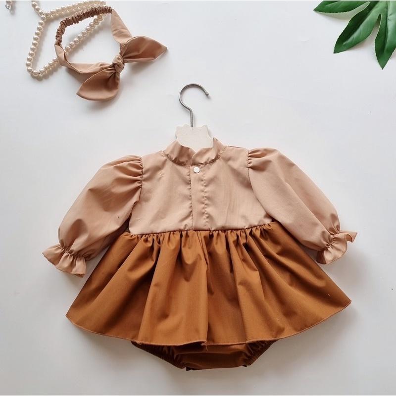 Body váy nâu tây phối yếm sang chảnh cho bé