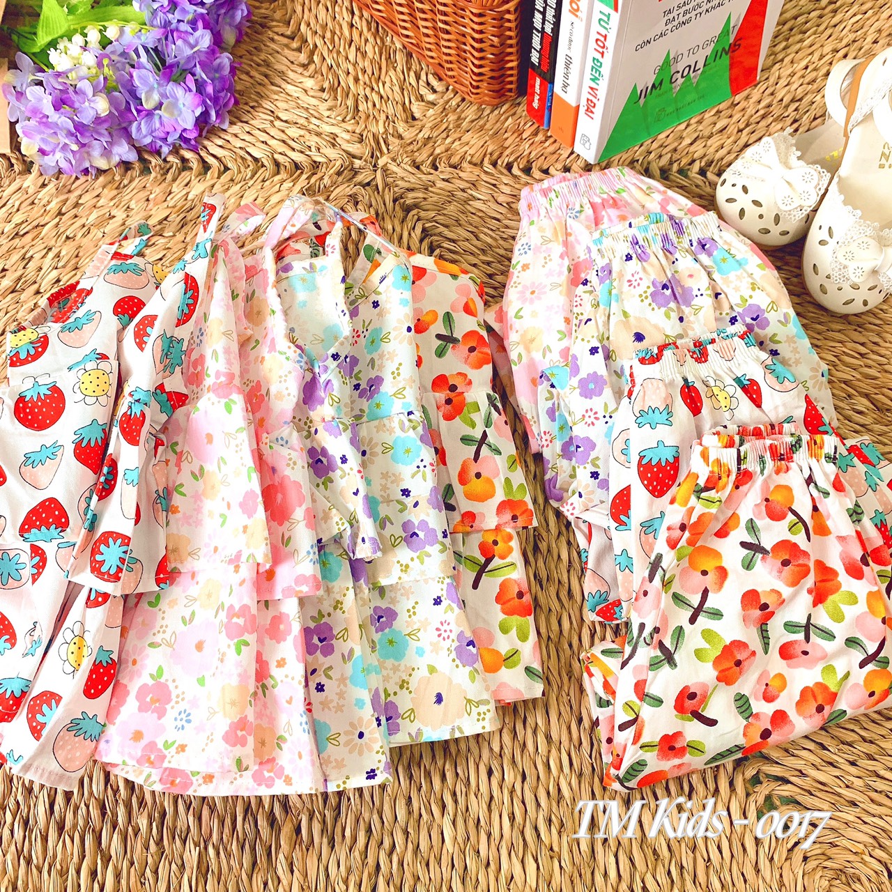 Đồ bộ bé gái, bộ quần áo hai dây mùa hè cho bé gái diện đi chơi đi học size 5-20kg chất kate mềm mát