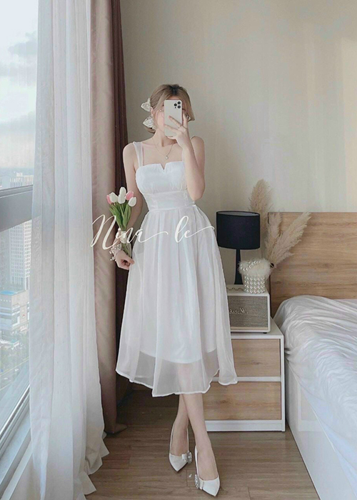 Đầm Voan Trắng 2 Dây Form Dài Cổ Cách Điệu Thời Trang