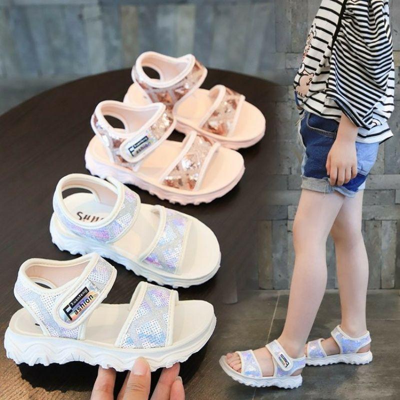 sandal học sinh