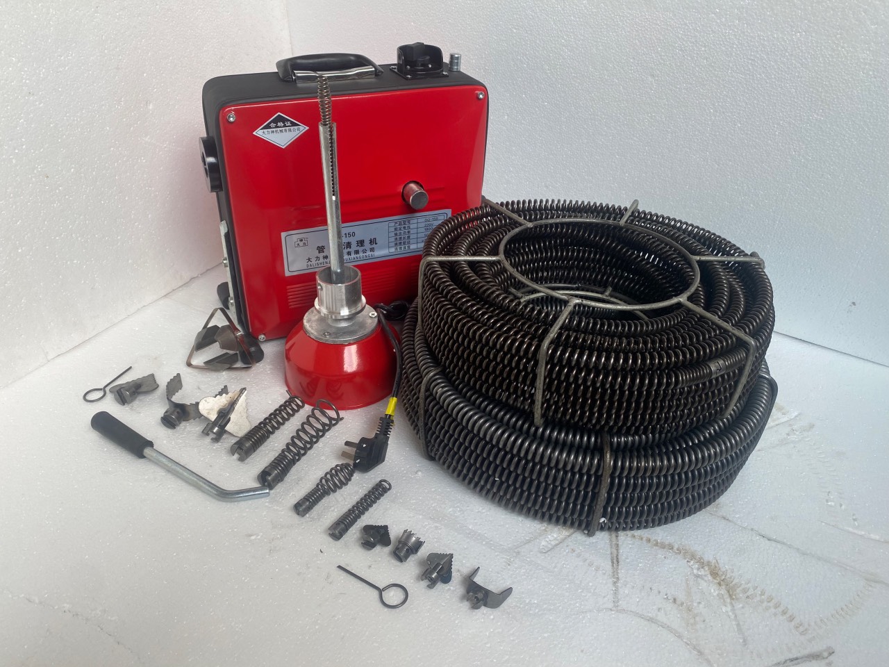 Máy thông tắc cống GQ 150-1800w tặng kèm cuộn dây 16mm dài 15m và cuôn dây 22mm dài 15m và 4,5m dây lò xo phi 8mm