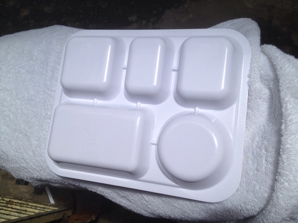 Khay nhựa melamine đựng cơm dành học sinh mầm non 29,5 × 24,5 × 4 cm cao - không nắp đậy