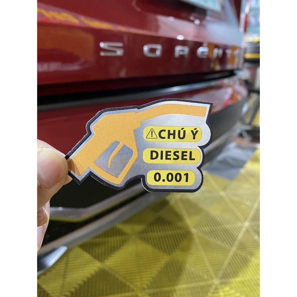 Decal tem nhôm dán cảnh báo đổ Xăng A95, dầu Diesel cho xe ô tô
